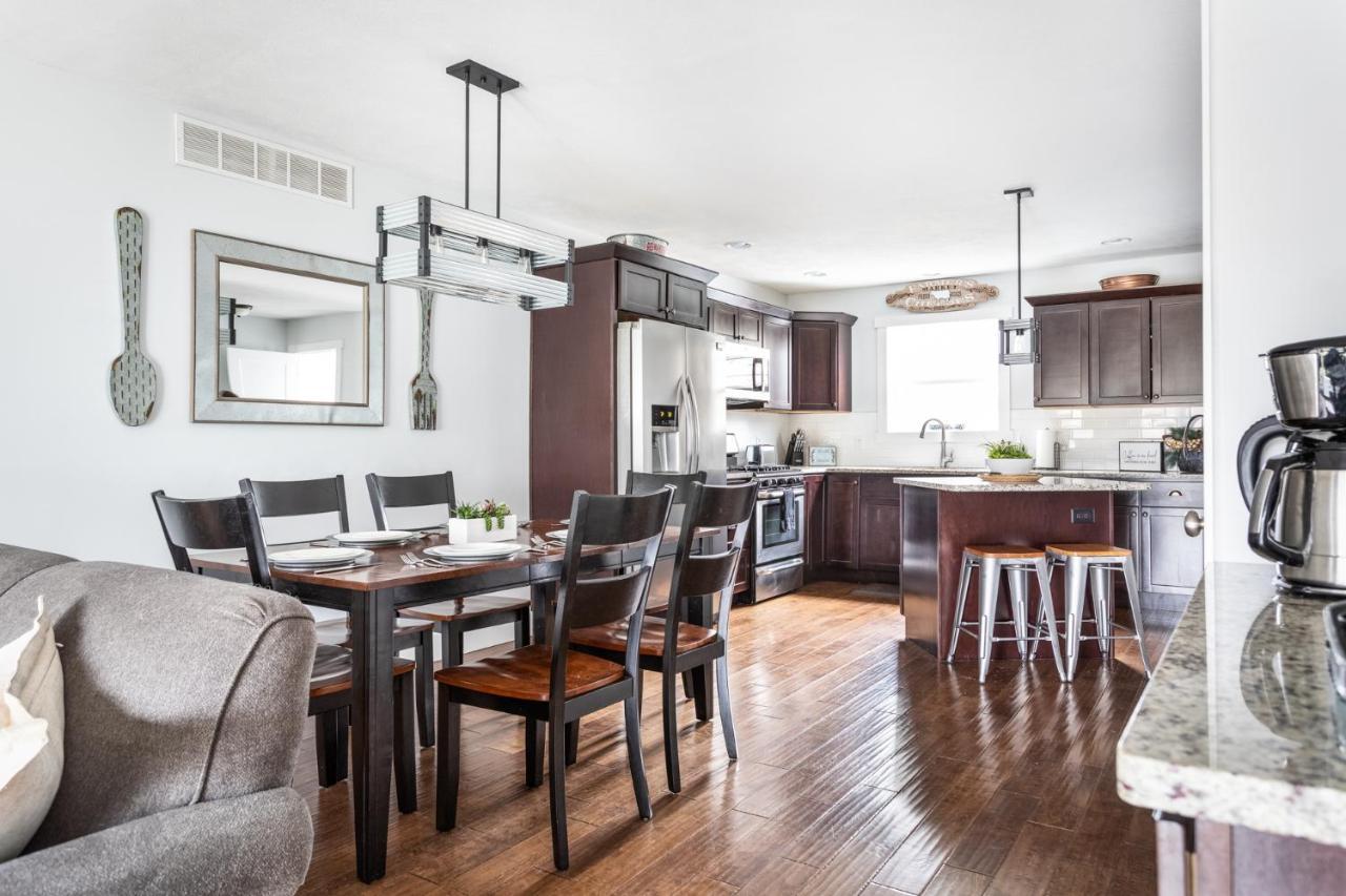 “Hygge” 3Bdr Townhouse, Close To Beach, Park & Wineries! 트래버스 시티 외부 사진